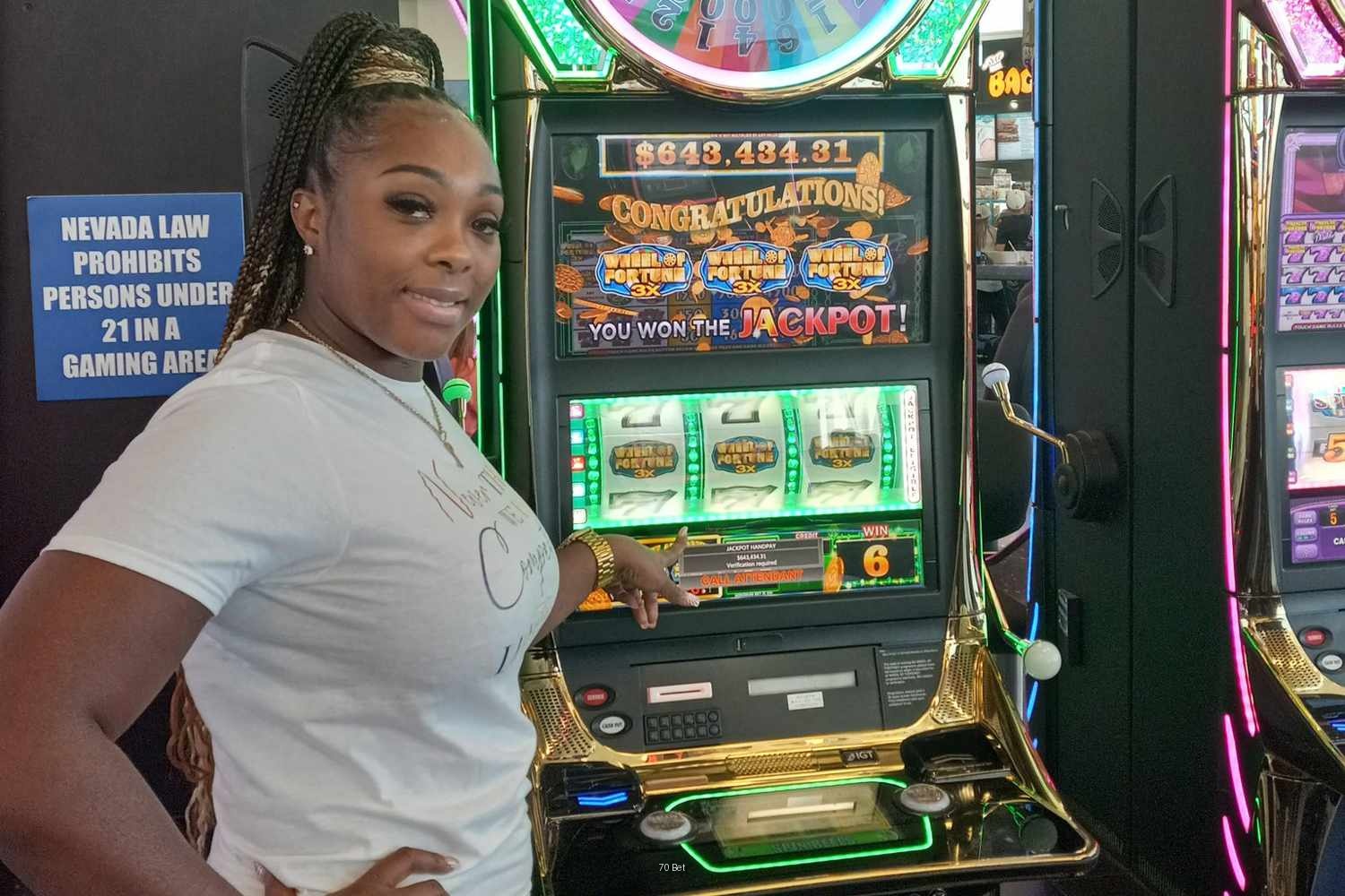 slots machines winning video